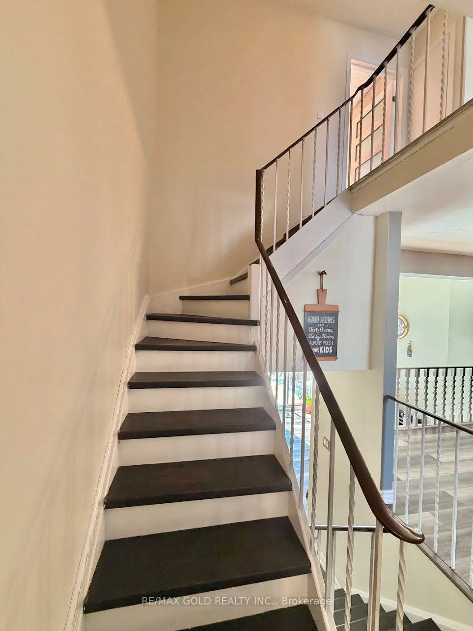 7707, Darcel, Malton, Mississauga