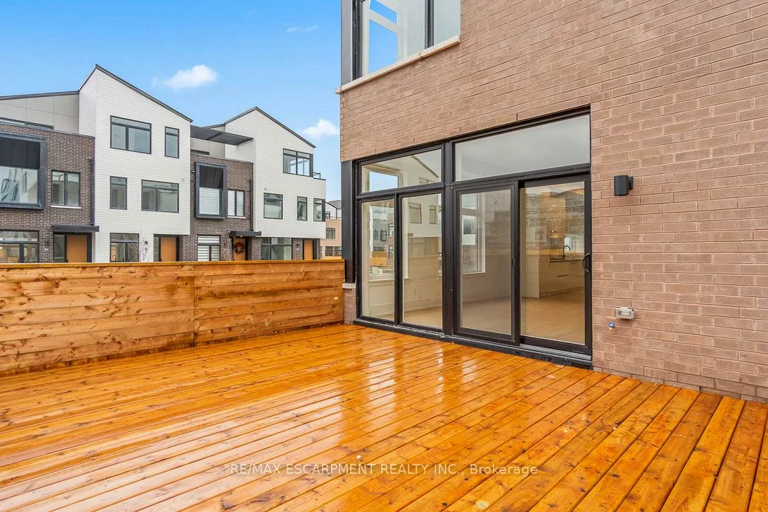 20, Lou Parsons, Port Credit, Mississauga