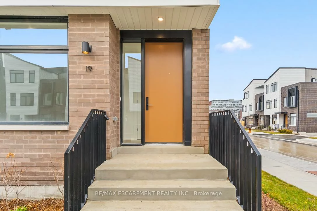 20, Lou Parsons, Port Credit, Mississauga