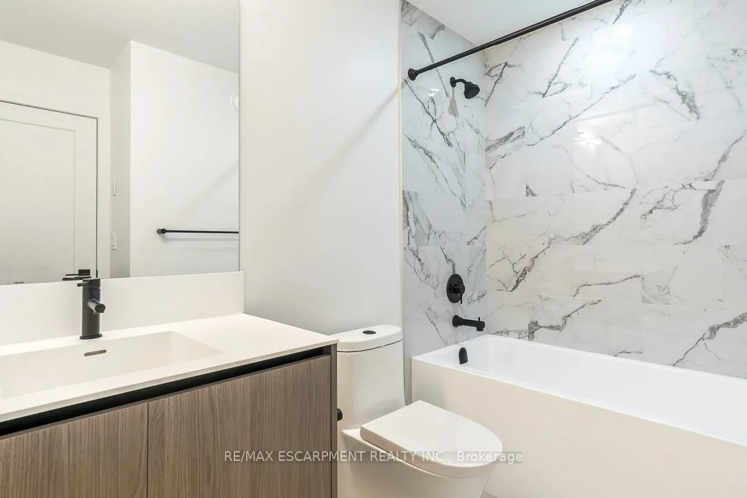 20, Lou Parsons, Port Credit, Mississauga