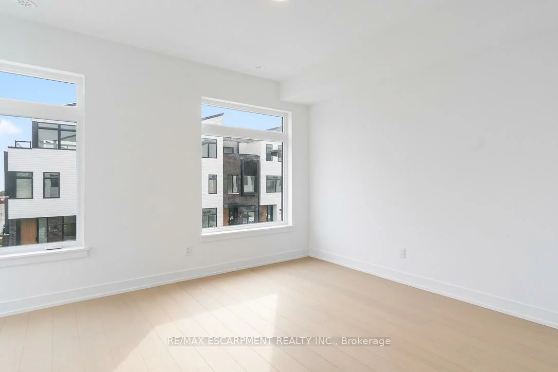 20, Lou Parsons, Port Credit, Mississauga