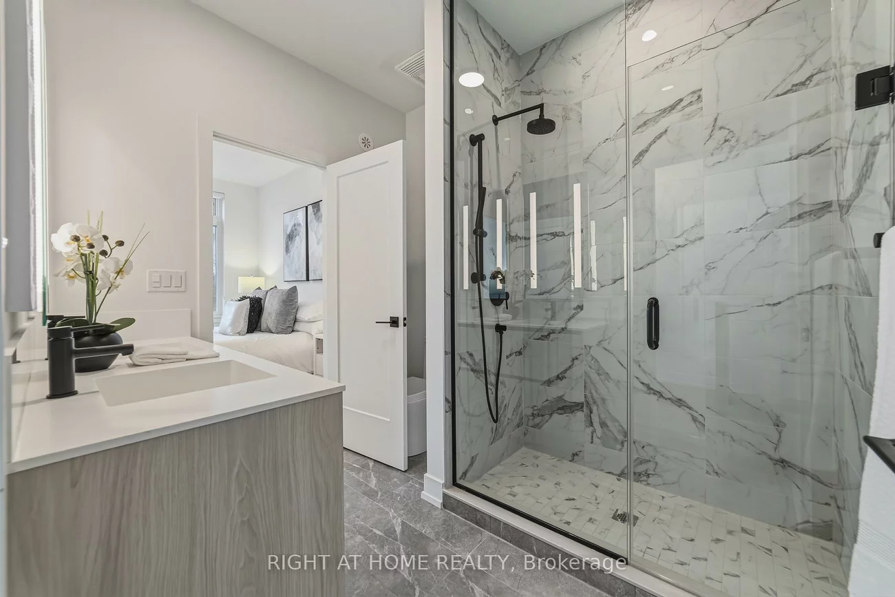 10, Lou Parsons, Port Credit, Mississauga