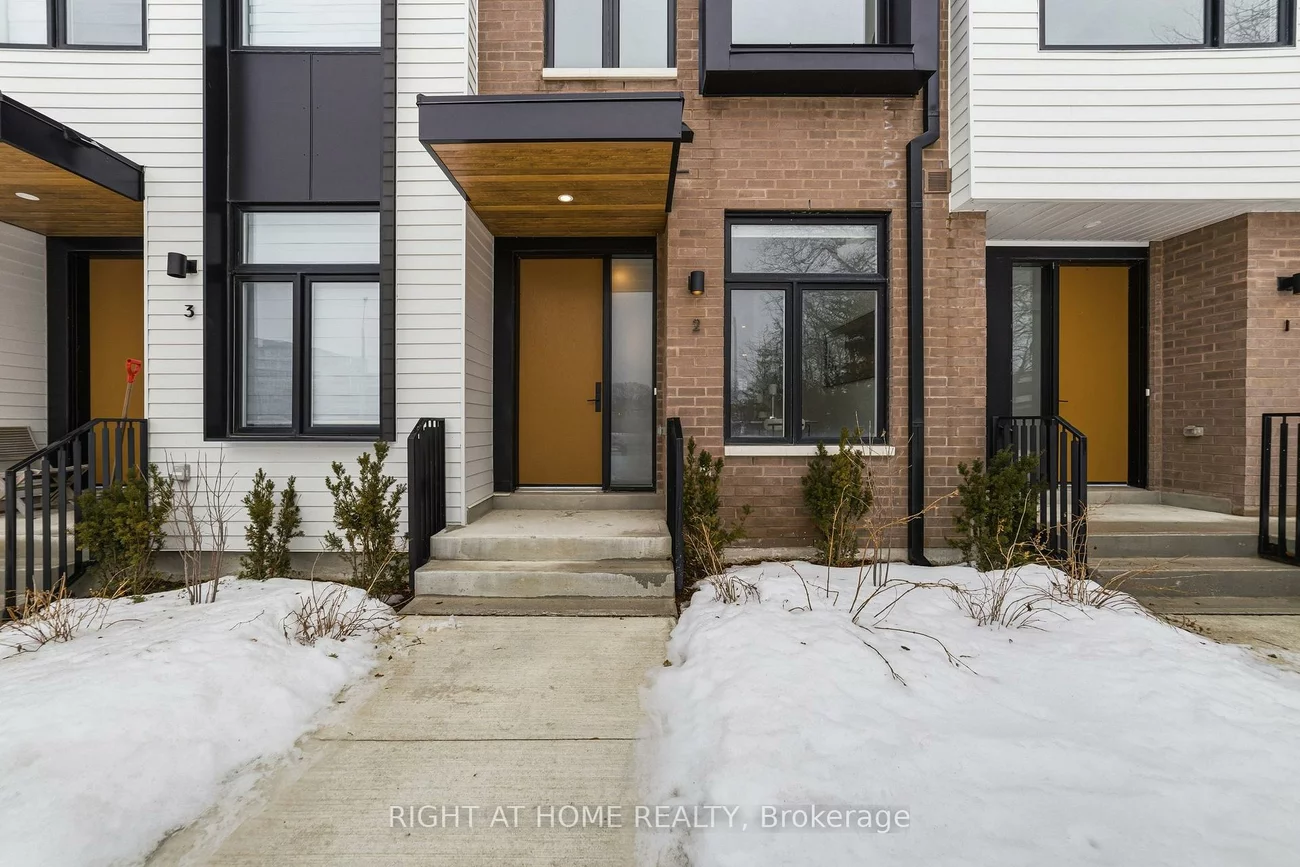 10, Lou Parsons, Port Credit, Mississauga