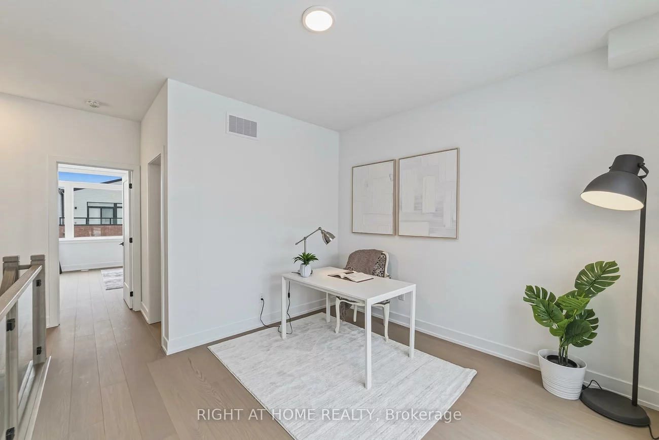 10, Lou Parsons, Port Credit, Mississauga