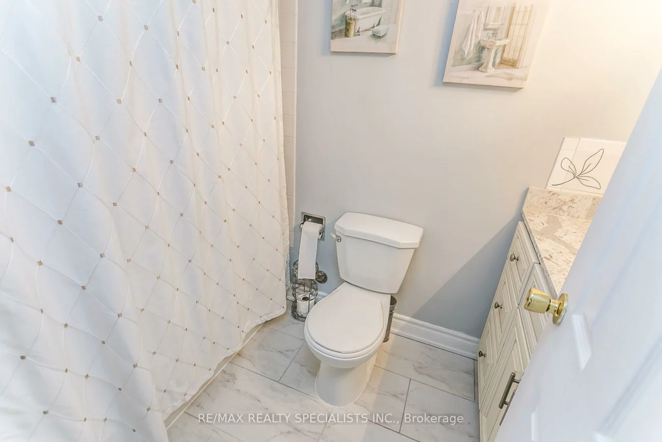 1615, Bloor, Applewood, Mississauga