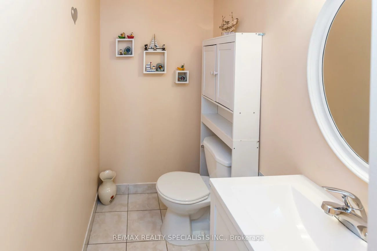 1615, Bloor, Applewood, Mississauga