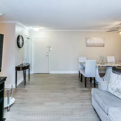 1615, Bloor, Applewood, Mississauga