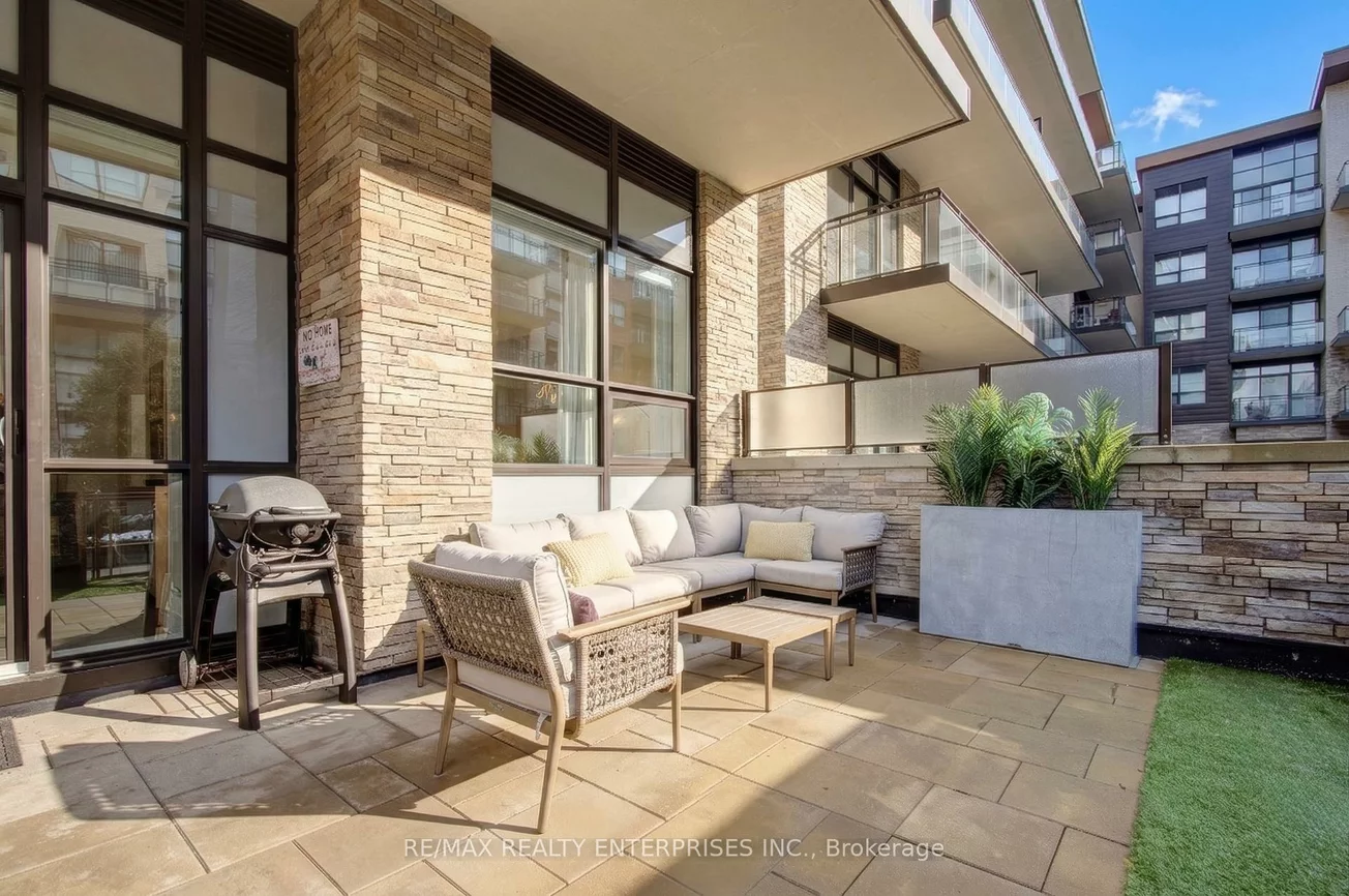 1575, Lakeshore, Clarkson, Mississauga