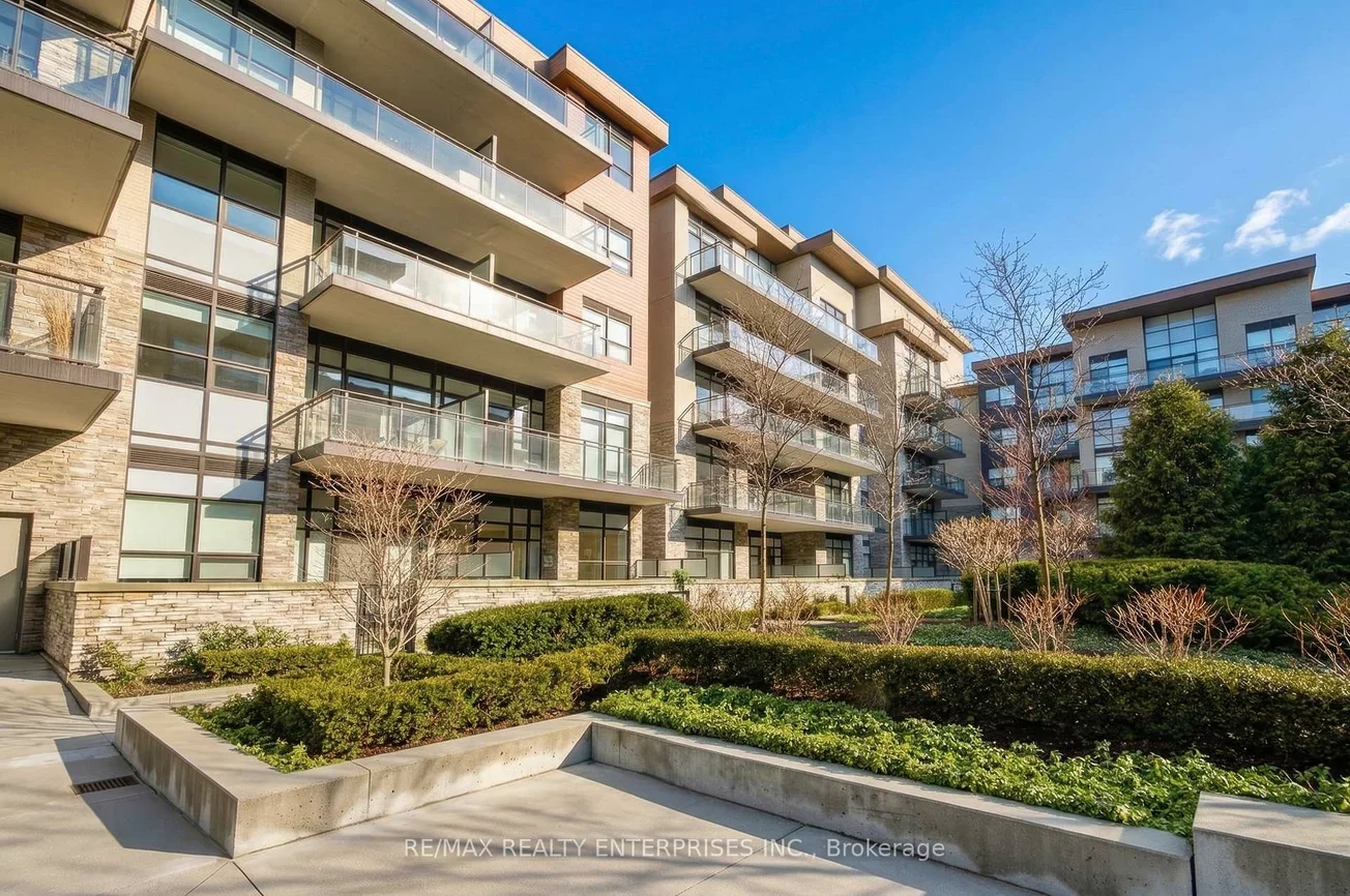 1575, Lakeshore, Clarkson, Mississauga