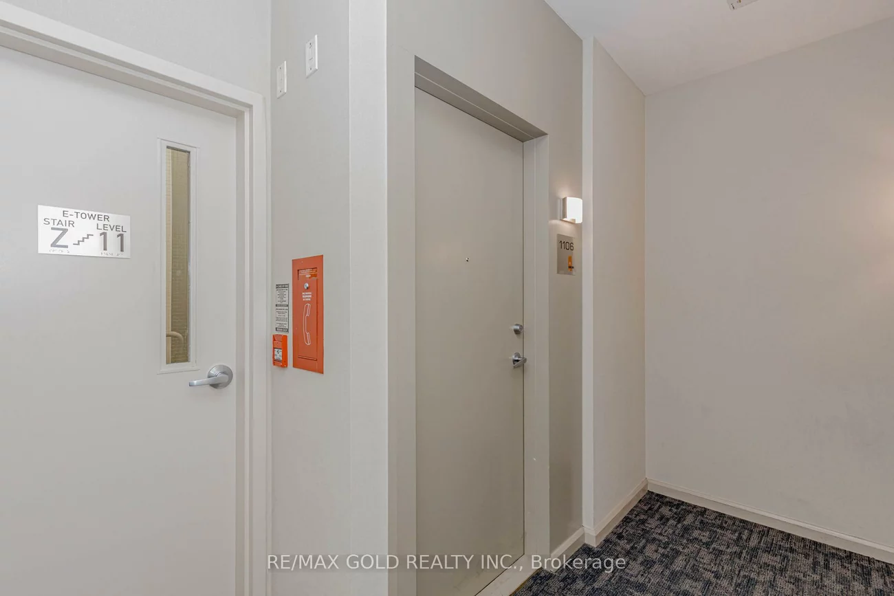 220, Burnhamthorpe, City Centre, Mississauga