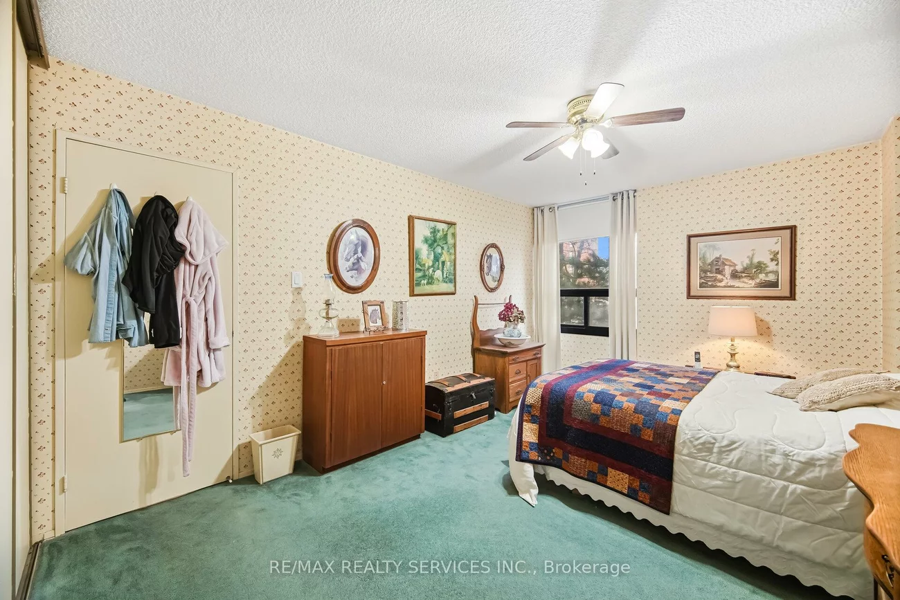 20, Mississauga Valley, Mississauga Valleys, Mississauga