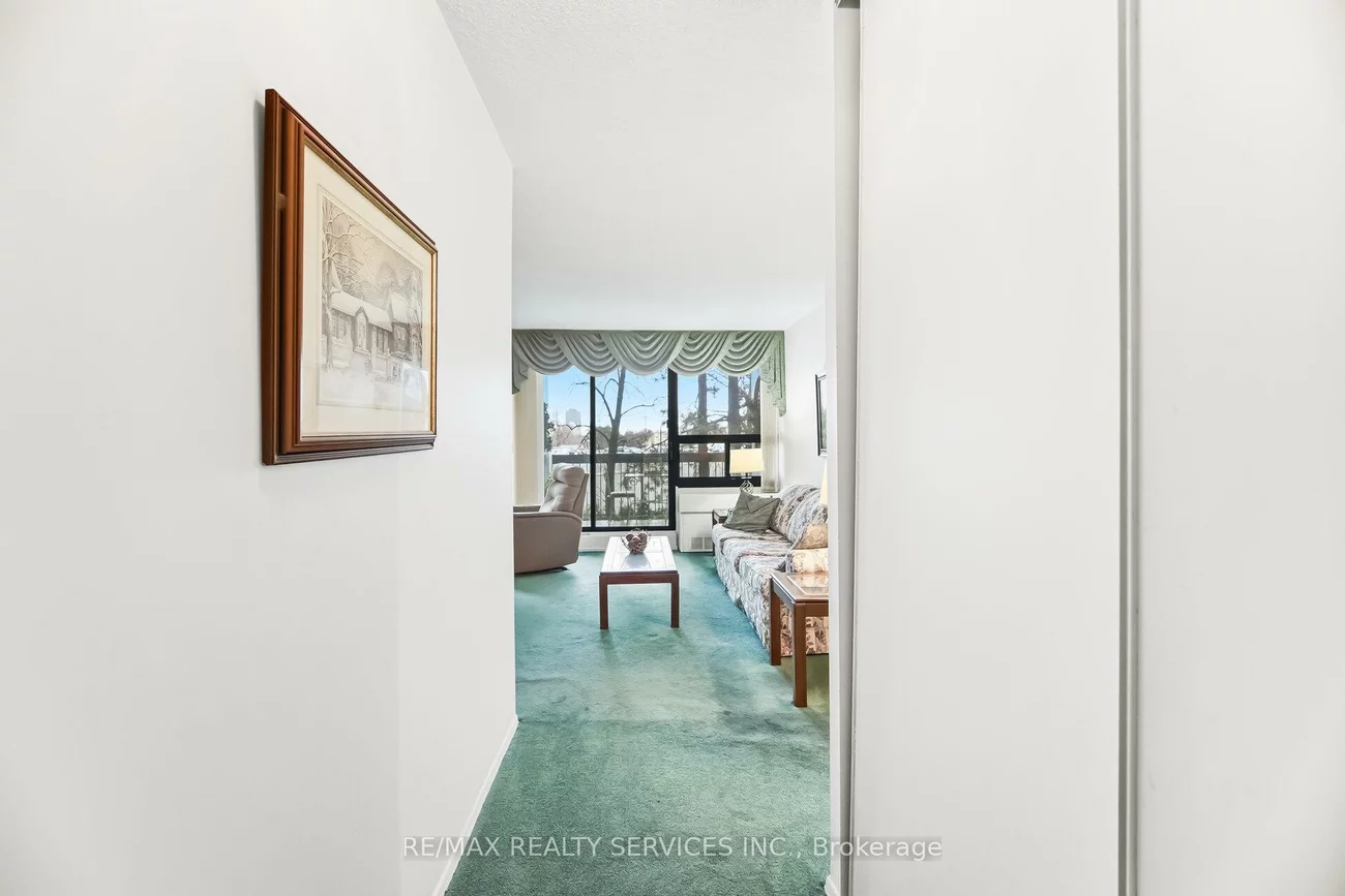 20, Mississauga Valley, Mississauga Valleys, Mississauga