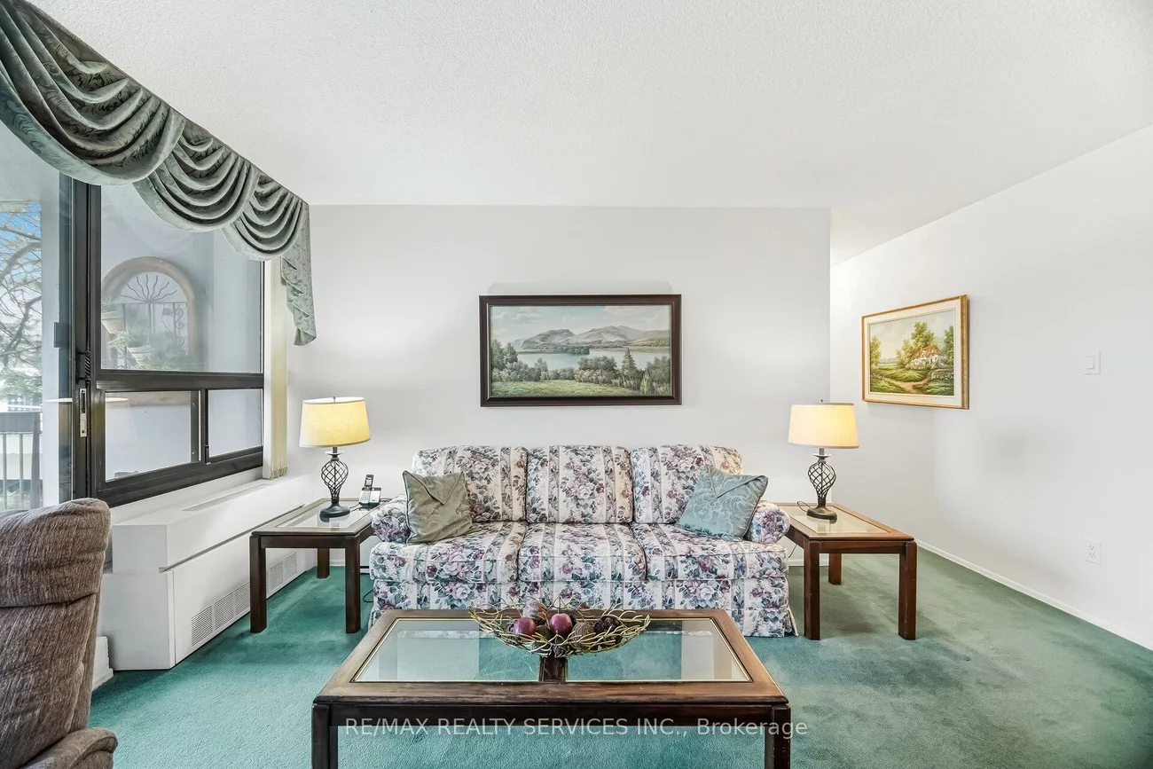 20, Mississauga Valley, Mississauga Valleys, Mississauga