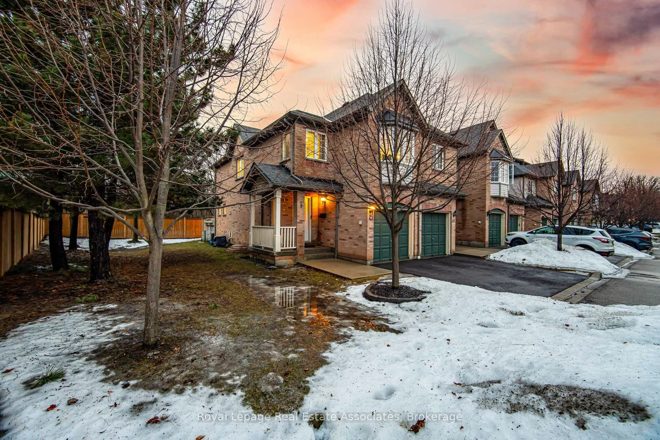 2080, Leanne, Sheridan, Mississauga