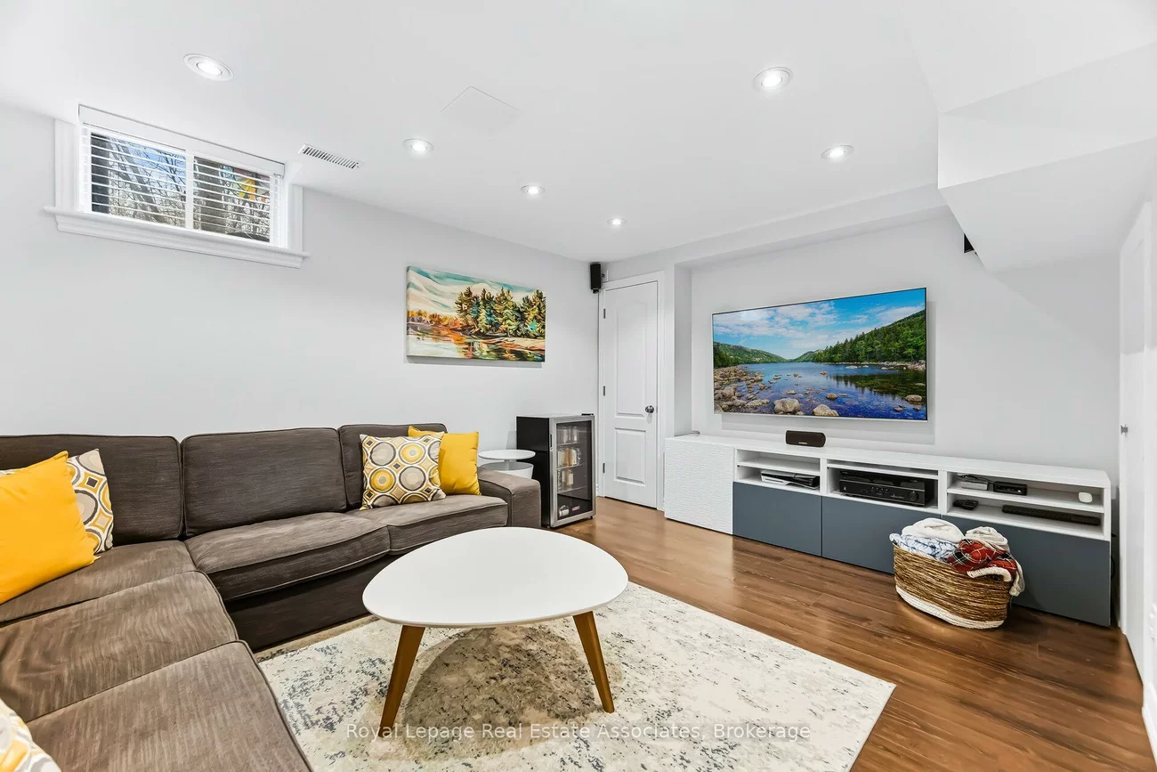 2080, Leanne, Sheridan, Mississauga