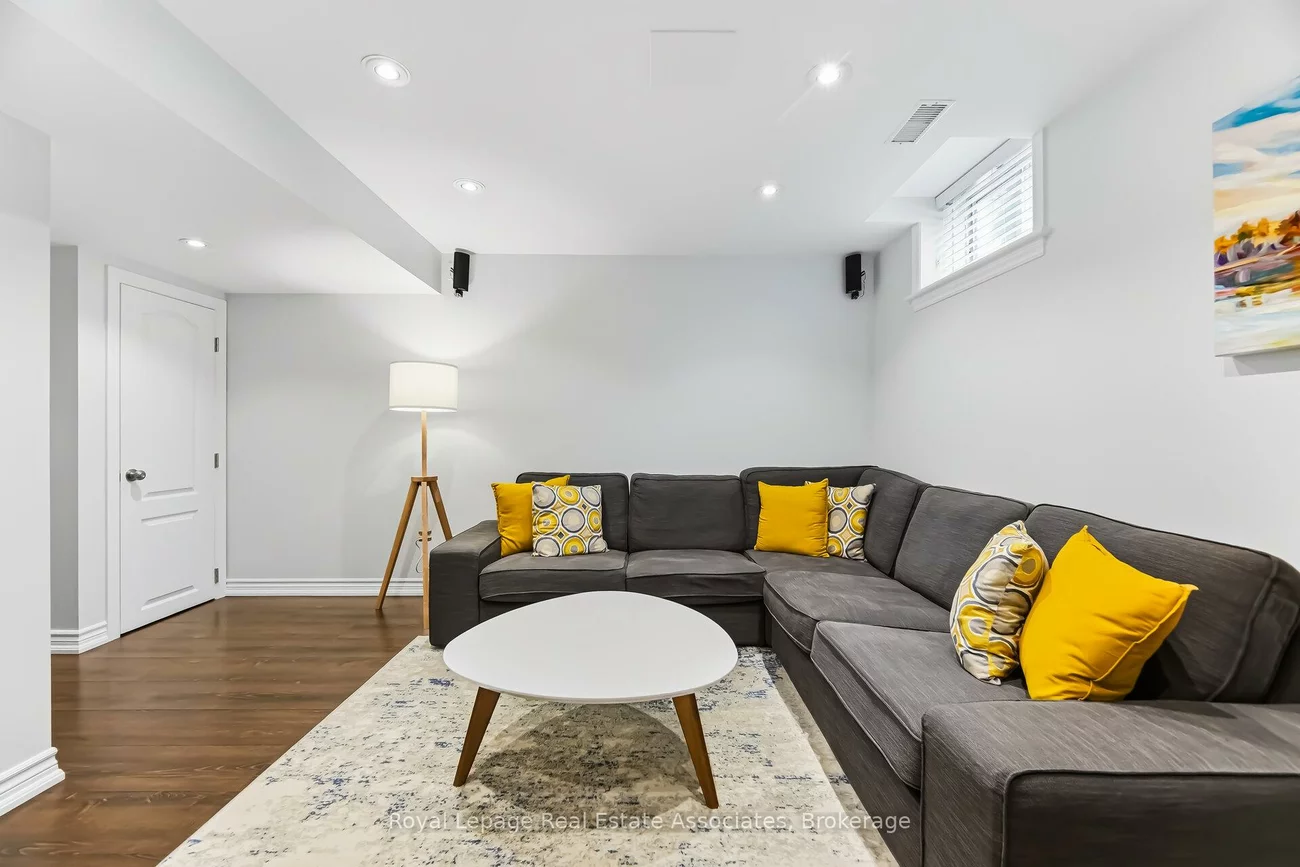 2080, Leanne, Sheridan, Mississauga