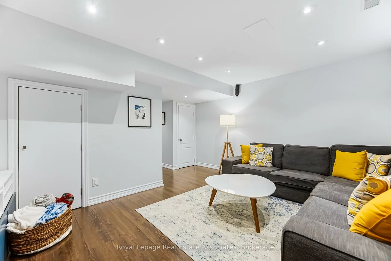 2080, Leanne, Sheridan, Mississauga