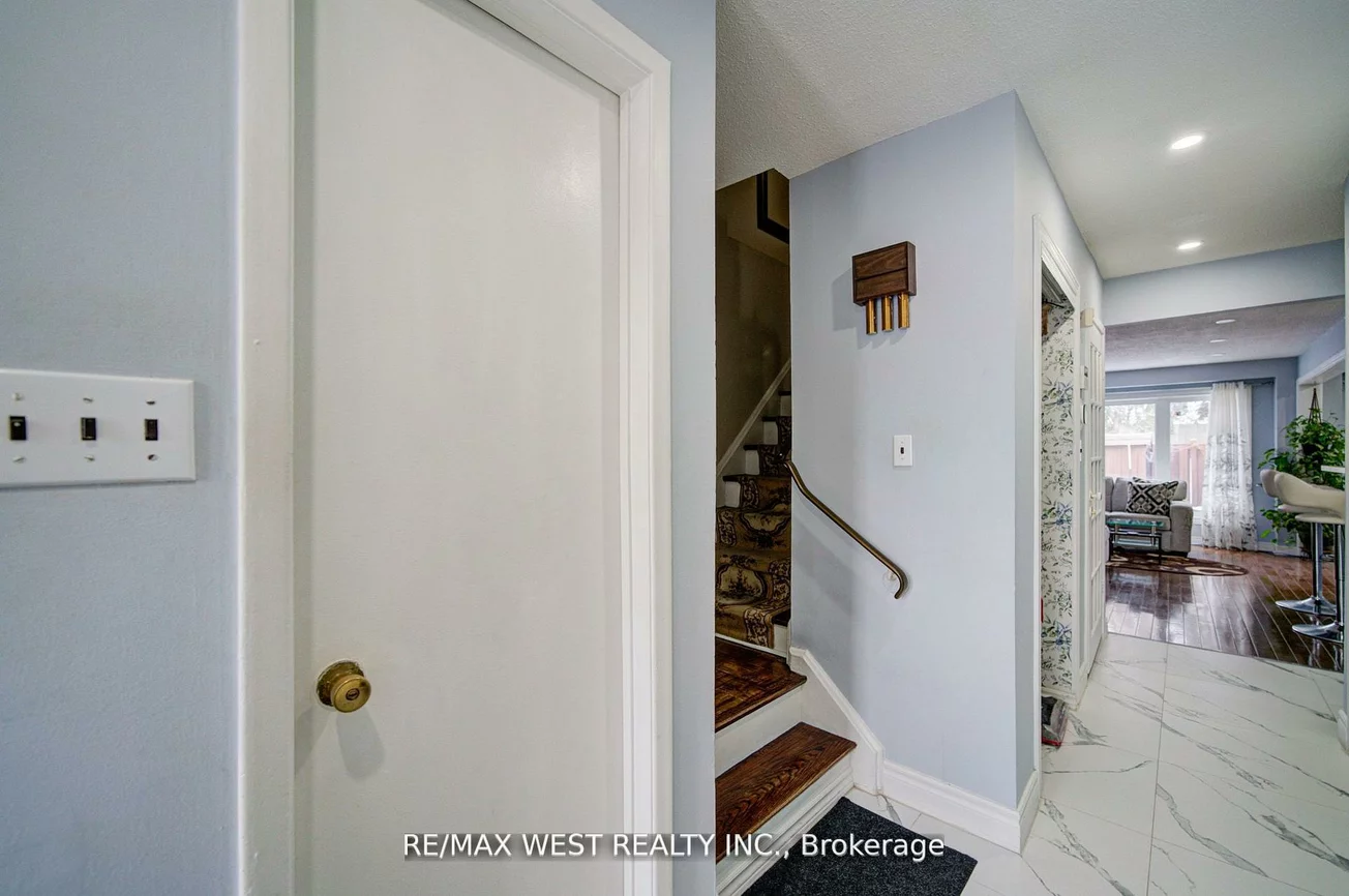 3525, Brandon Gate, Malton, Mississauga