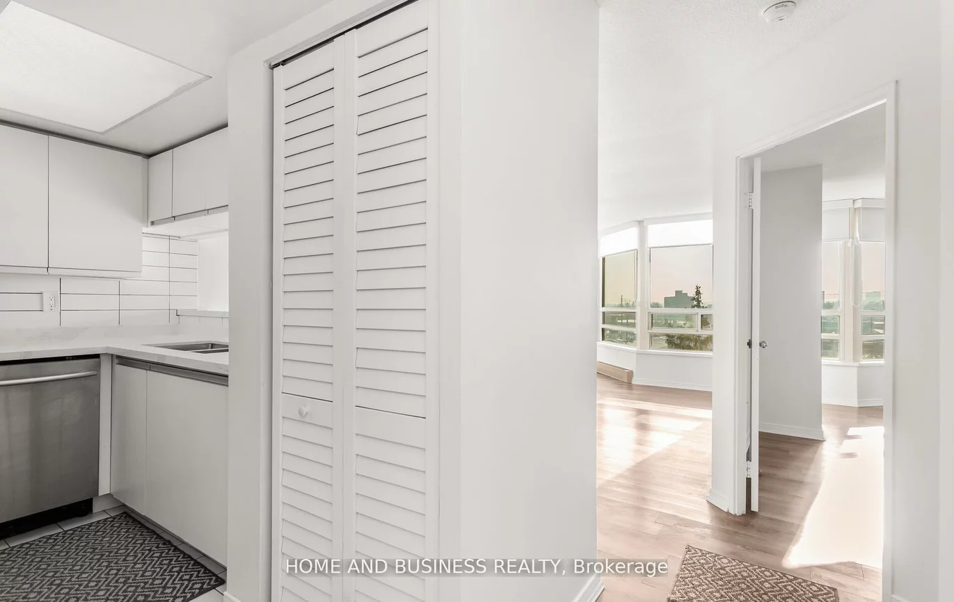 75, King, Cooksville, Mississauga