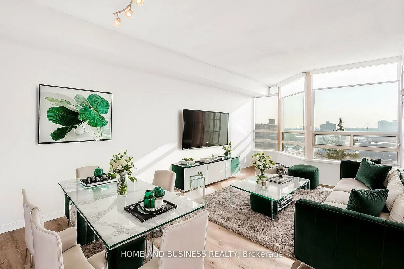 75, King, Cooksville, Mississauga