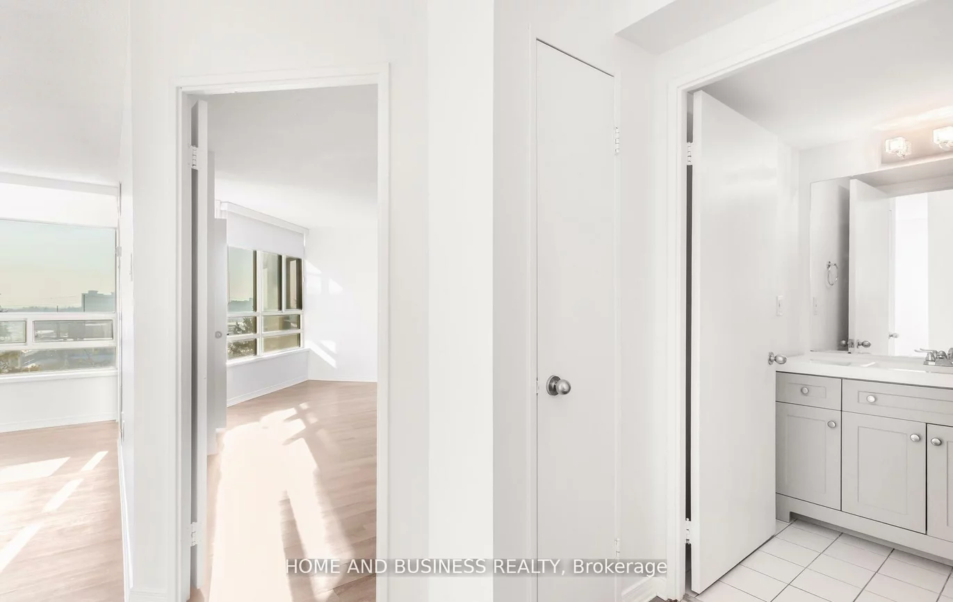 75, King, Cooksville, Mississauga