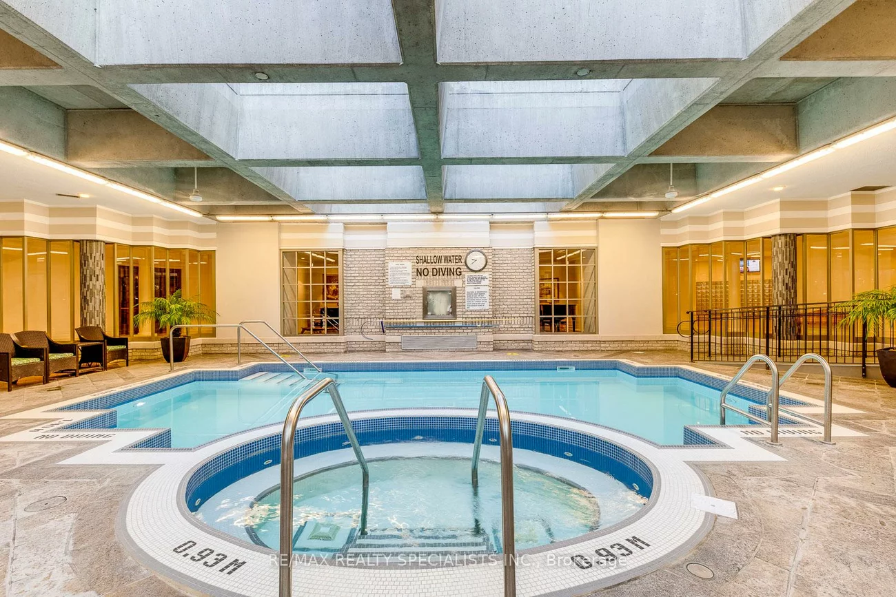 55, Kingsbridge Garden, Hurontario, Mississauga