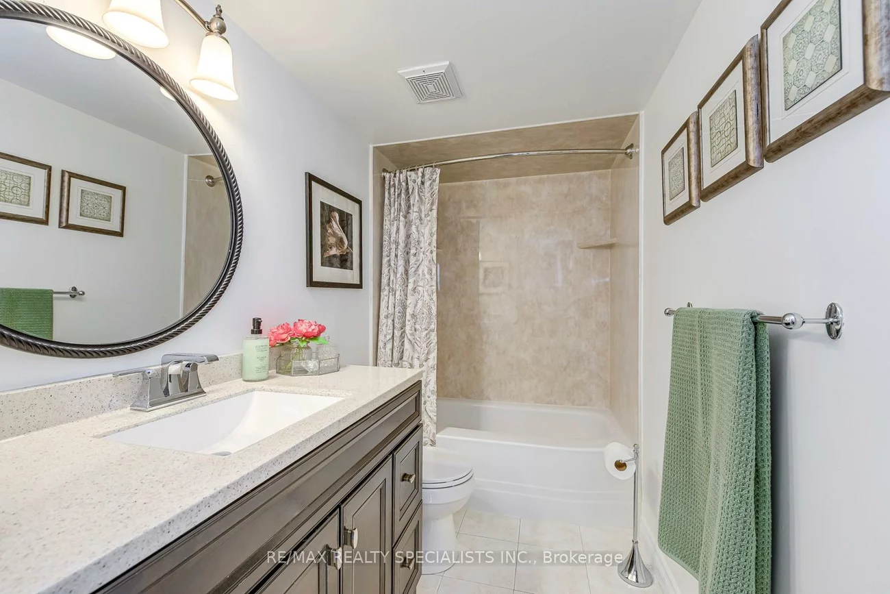 55, Kingsbridge Garden, Hurontario, Mississauga