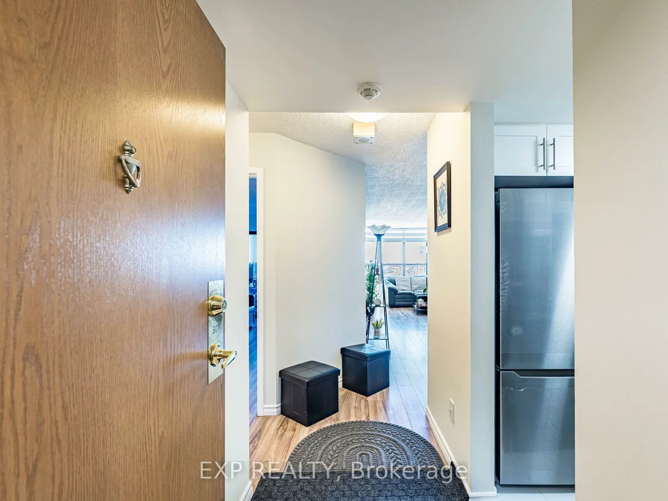 25, Agnes, Cooksville, Mississauga