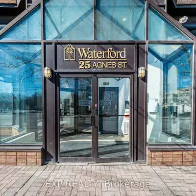 25, Agnes, Cooksville, Mississauga