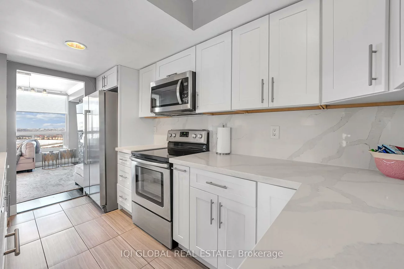 4450, Tucana, Hurontario, Mississauga