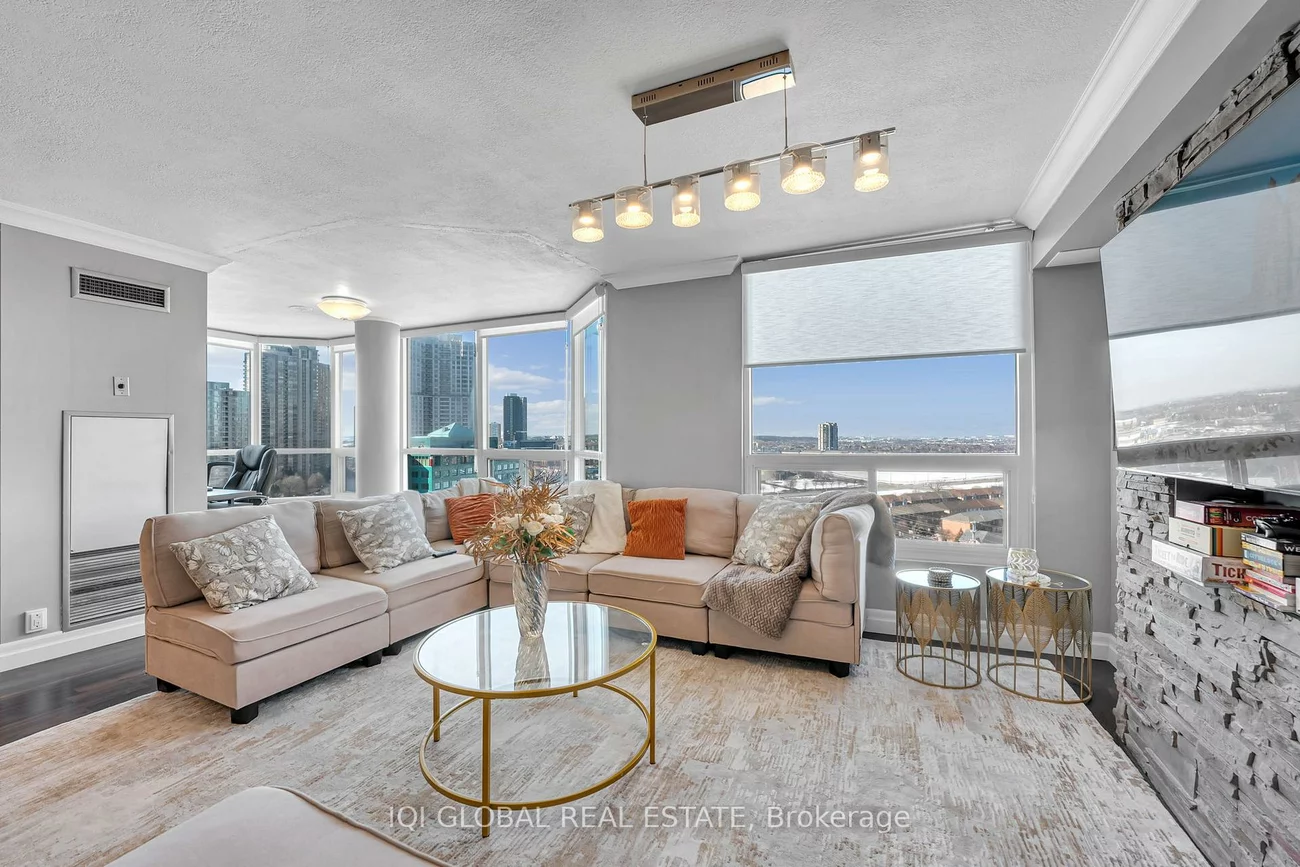 4450, Tucana, Hurontario, Mississauga