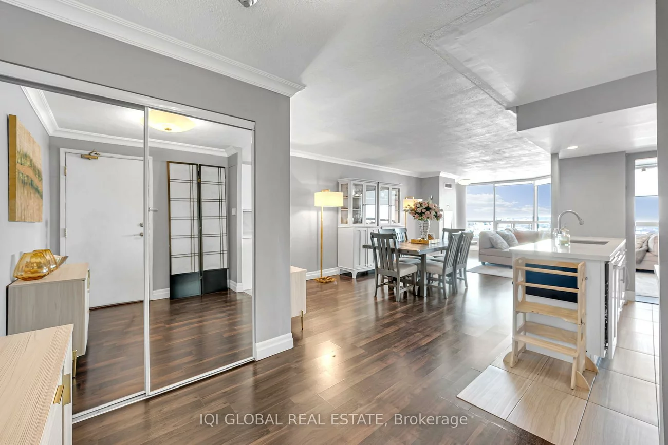 4450, Tucana, Hurontario, Mississauga