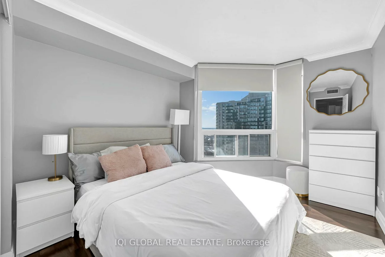 4450, Tucana, Hurontario, Mississauga