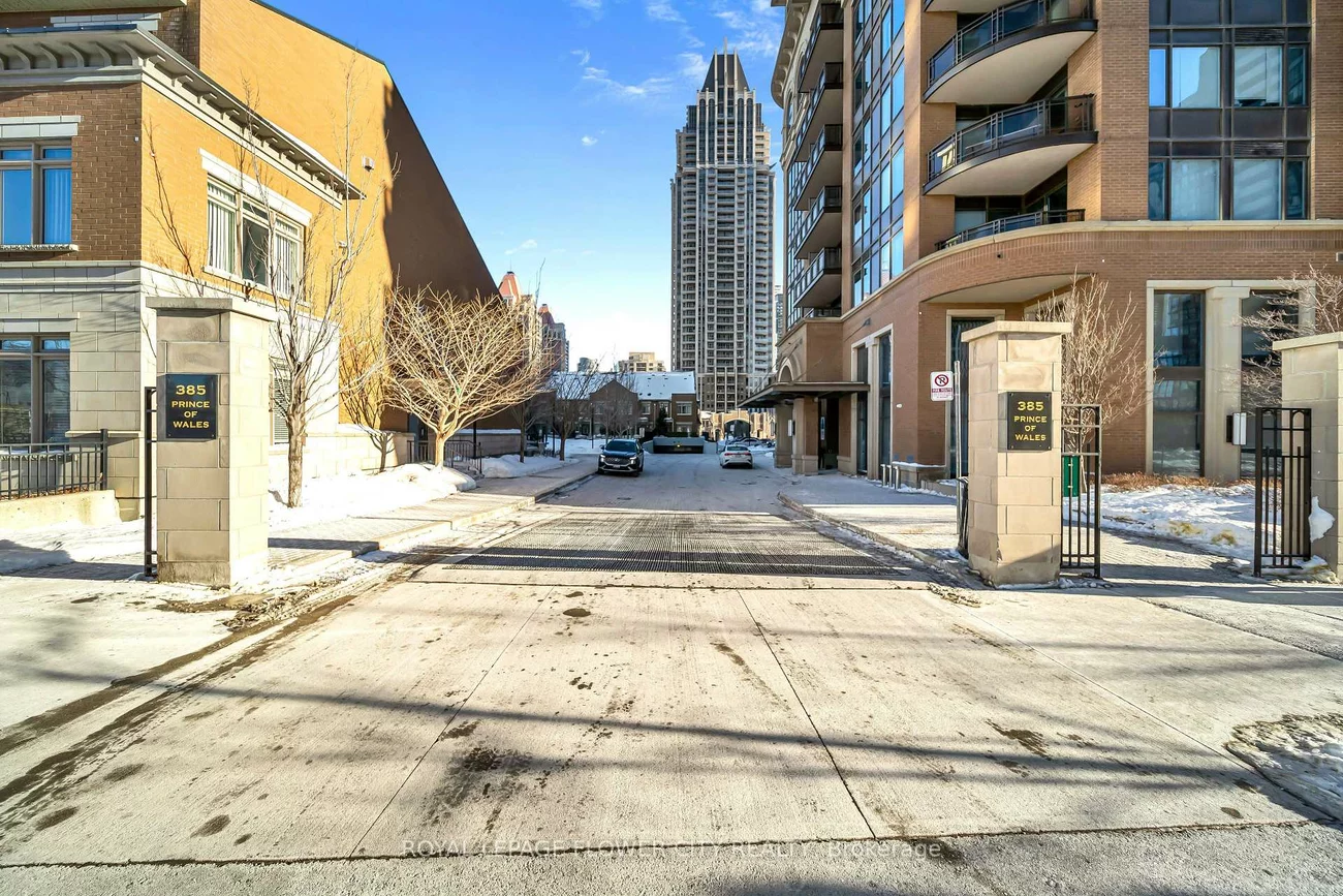 385, Prince of Wales, City Centre, Mississauga