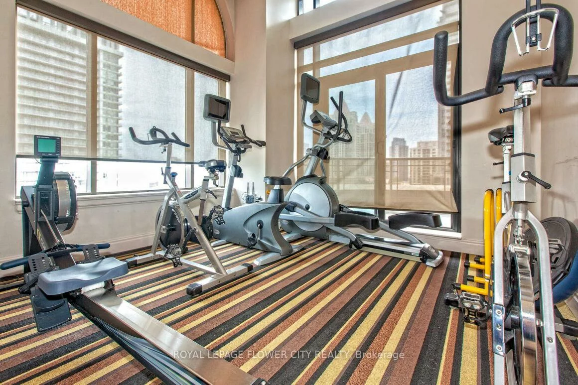 385, Prince of Wales, City Centre, Mississauga