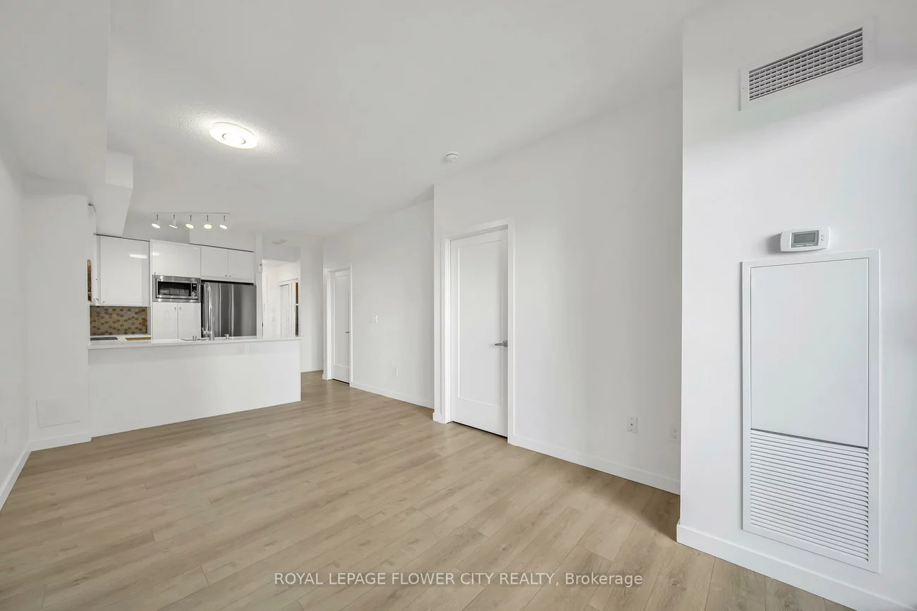 385, Prince of Wales, City Centre, Mississauga