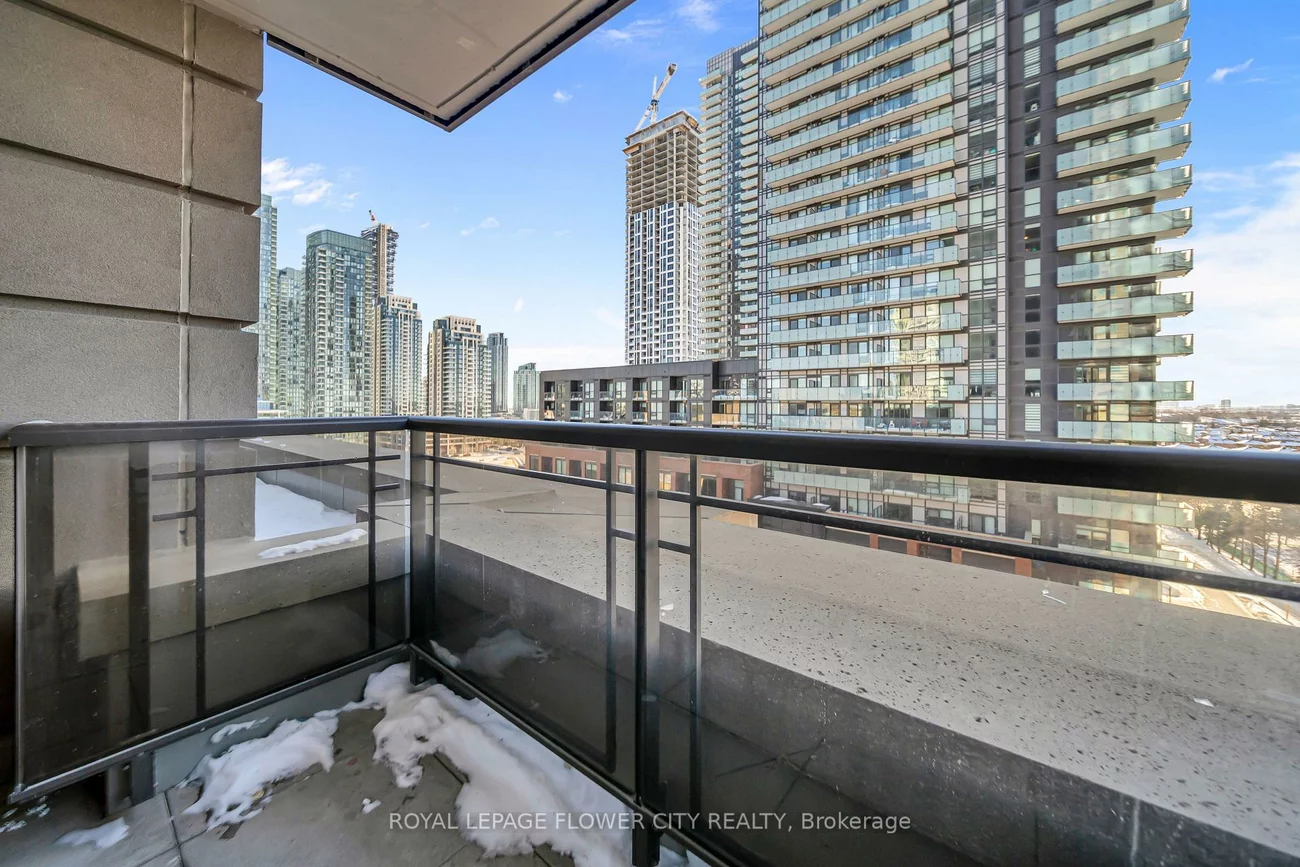 385, Prince of Wales, City Centre, Mississauga