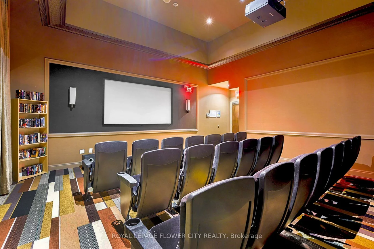 385, Prince of Wales, City Centre, Mississauga