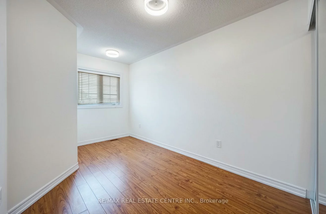 4950, Albina, Hurontario, Mississauga