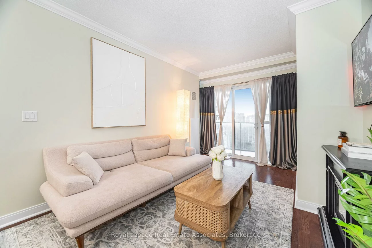 60, Absolute, City Centre, Mississauga