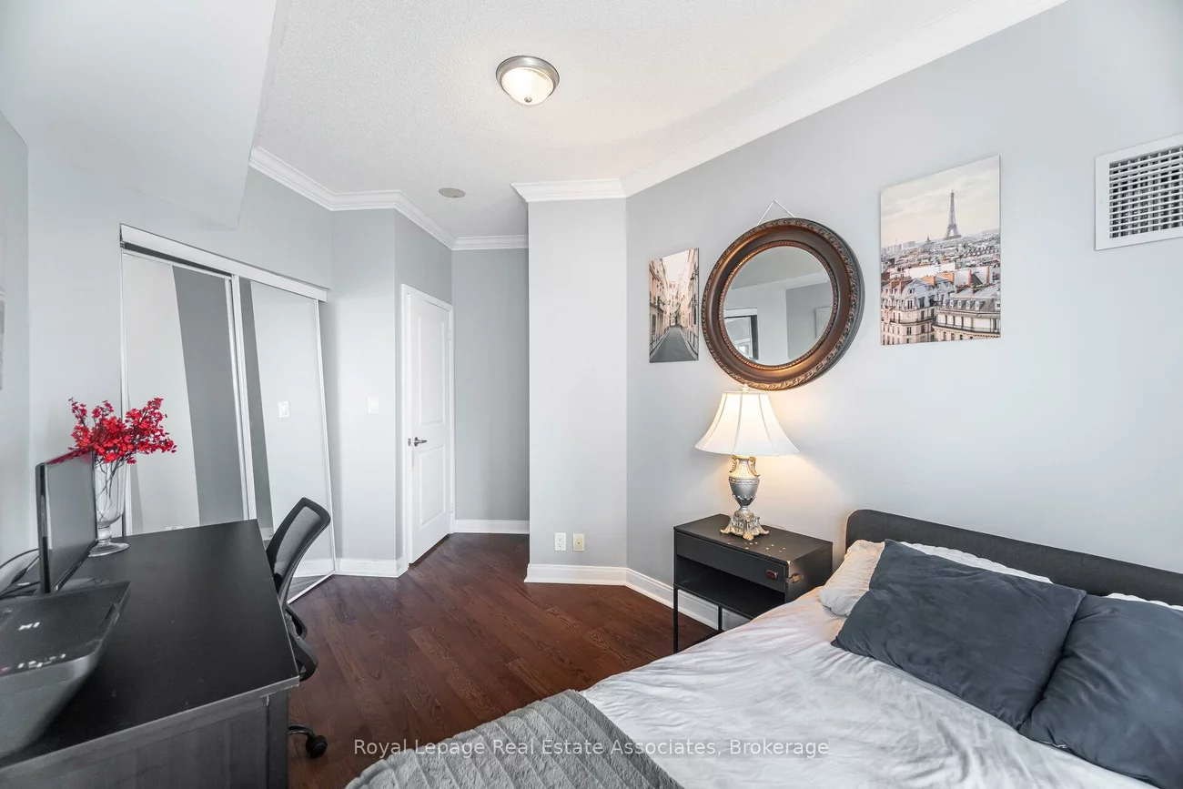 60, Absolute, City Centre, Mississauga