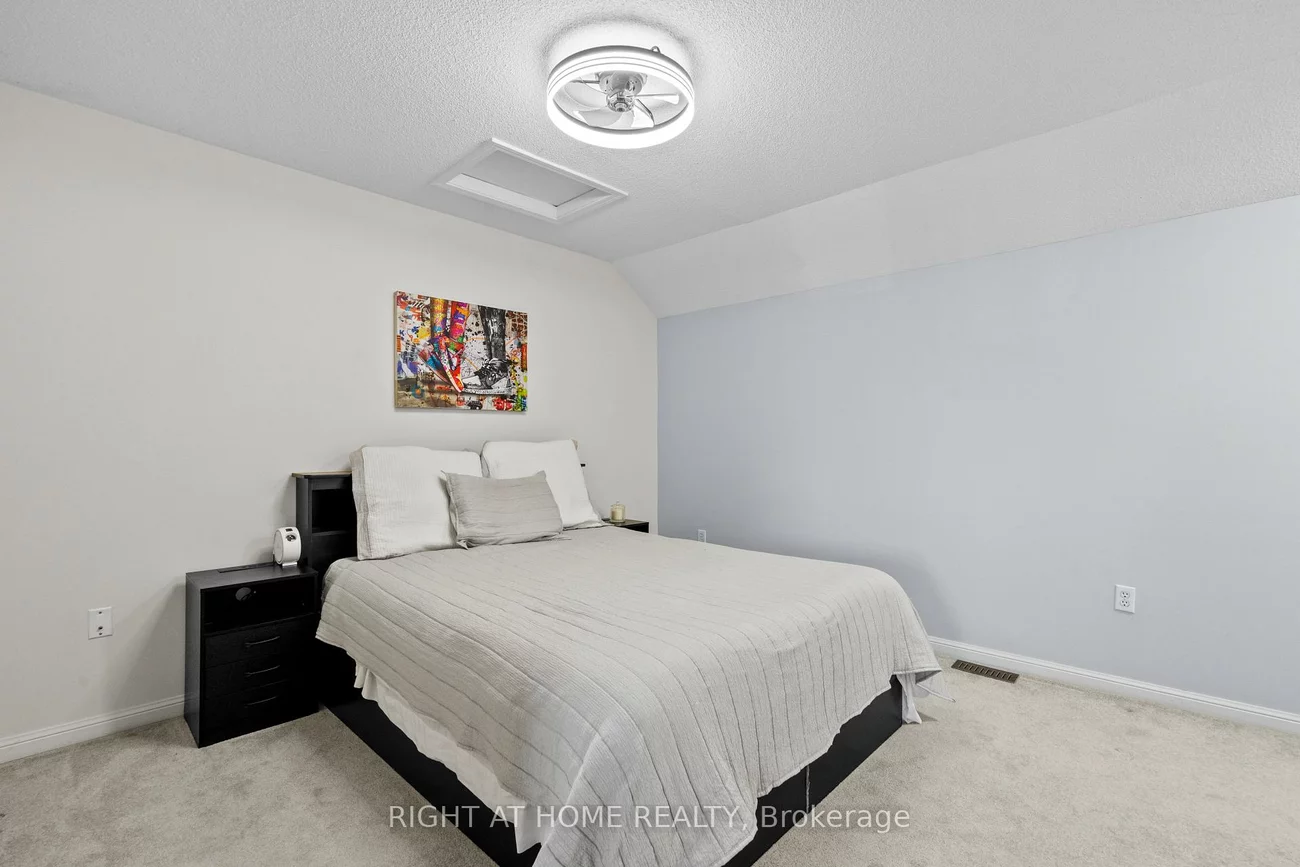 2088, Leanne, Sheridan Park, Mississauga