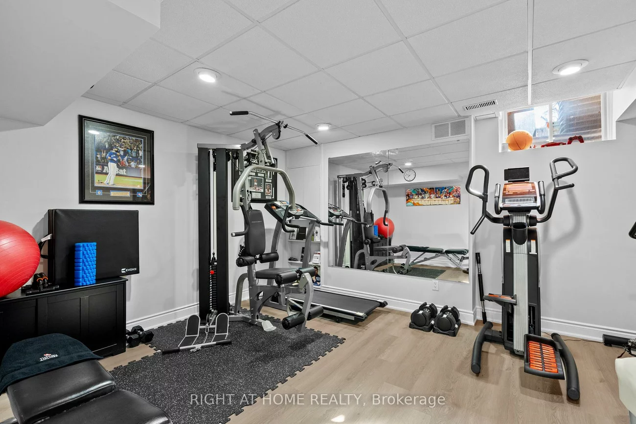 2088, Leanne, Sheridan Park, Mississauga