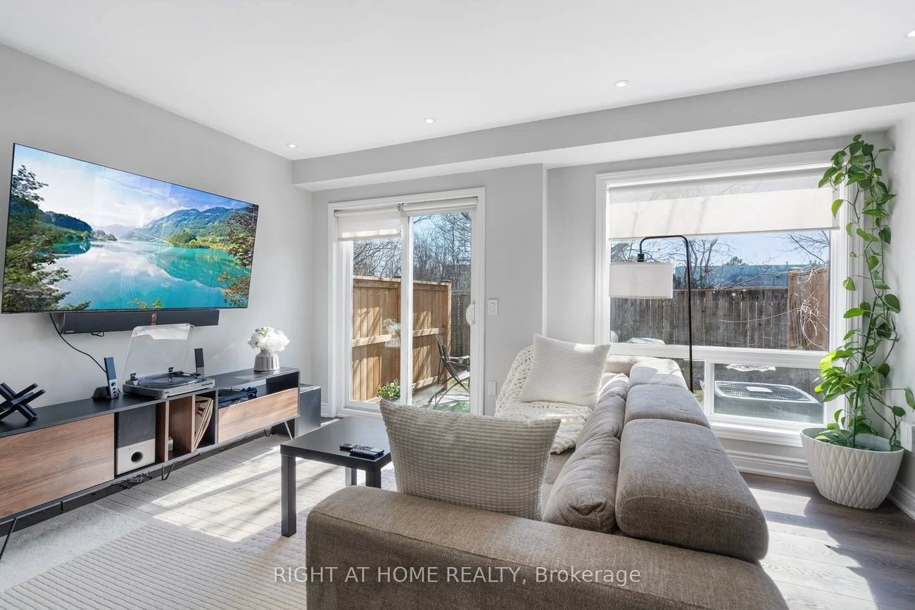 2088, Leanne, Sheridan Park, Mississauga