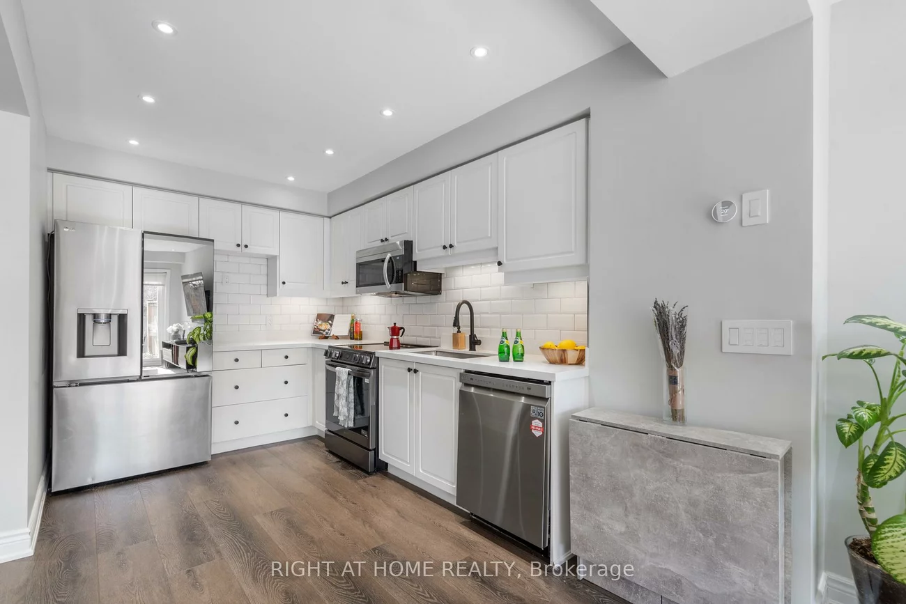 2088, Leanne, Sheridan Park, Mississauga