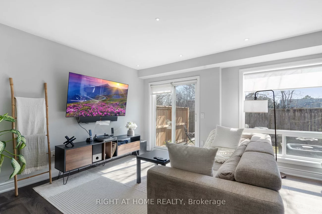 2088, Leanne, Sheridan Park, Mississauga