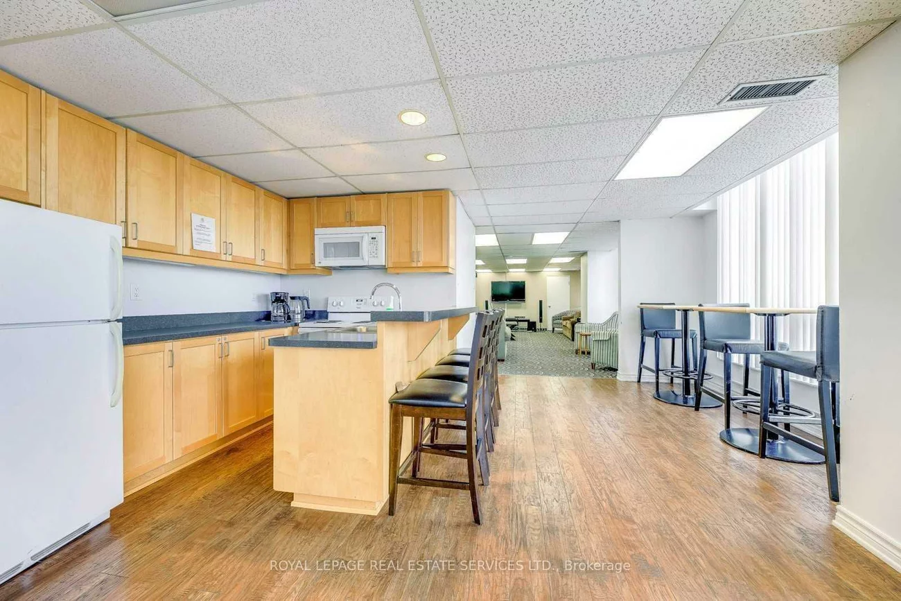 1110, Walden, Clarkson, Mississauga