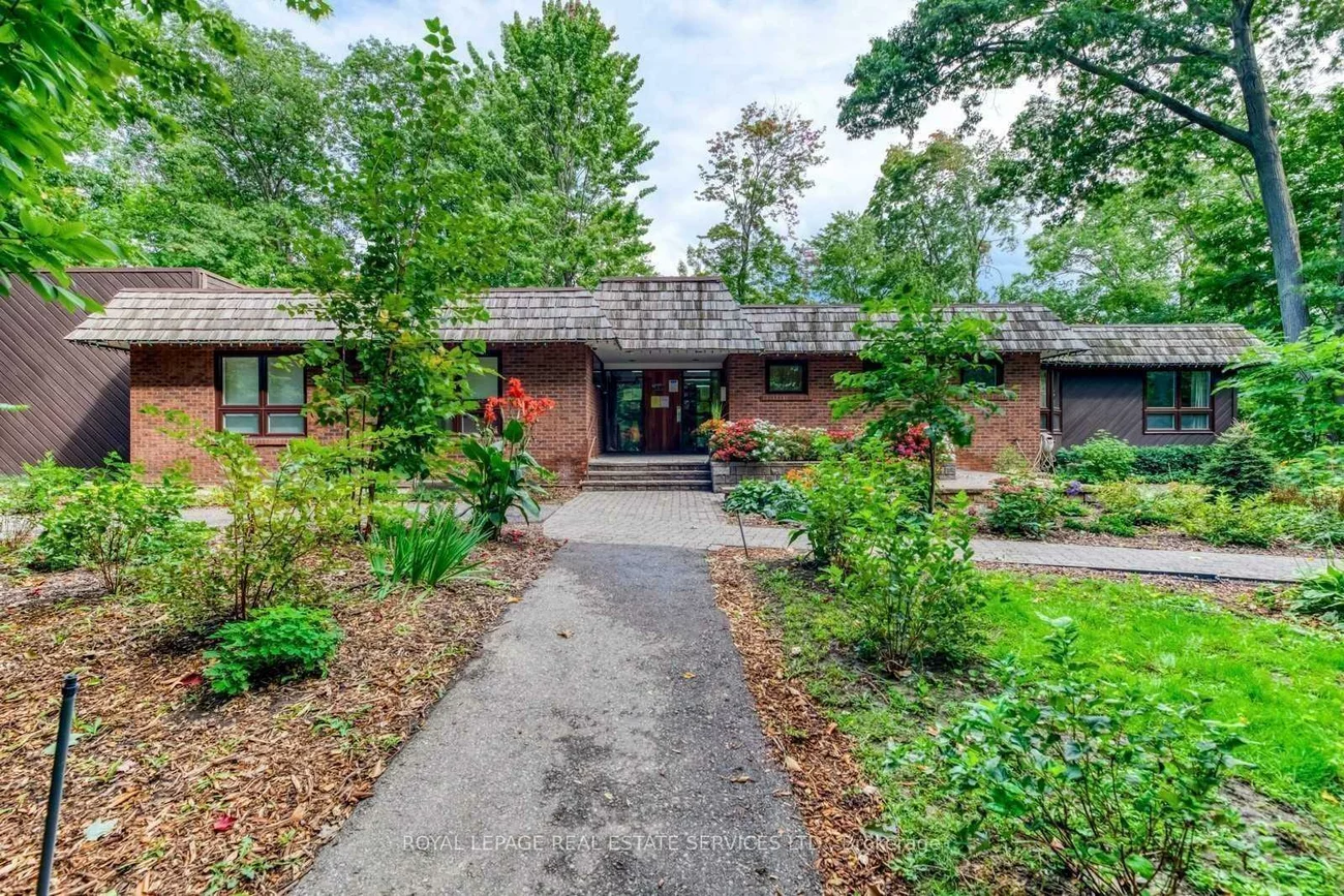 1110, Walden, Clarkson, Mississauga