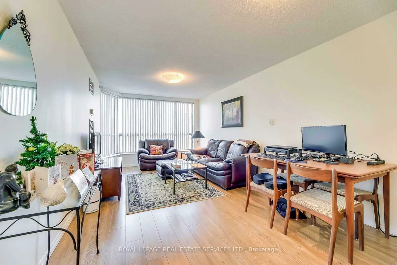 1110, Walden, Clarkson, Mississauga