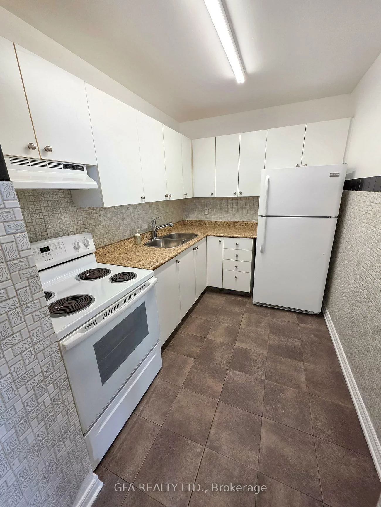 3145, Queen Frederica, Applewood, Mississauga